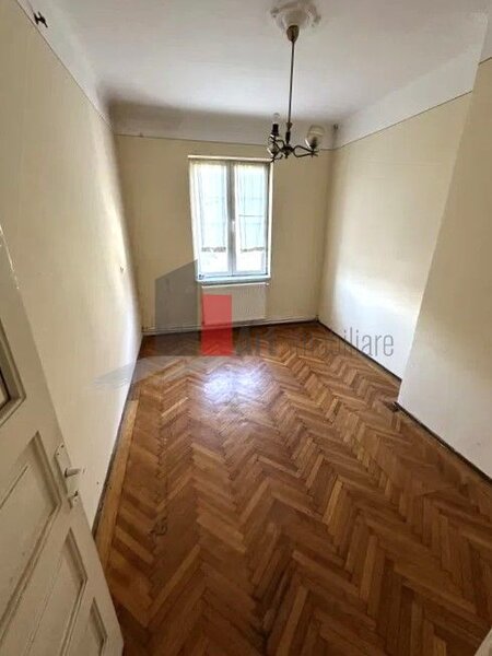 Calea Calarasi, Udriste, Cartierul Evreiesc, apartament spatios